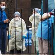 Cuomo Warns U.S. as Virus Deaths in N.Y. Region Pass 2,300
