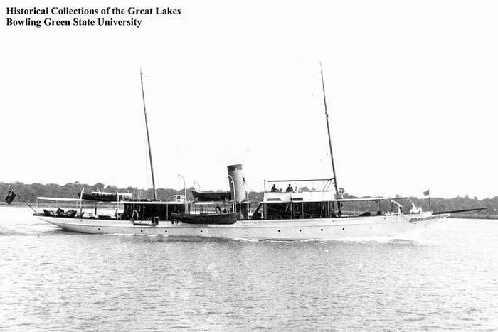 Microbes Point the Way to Shipwrecks