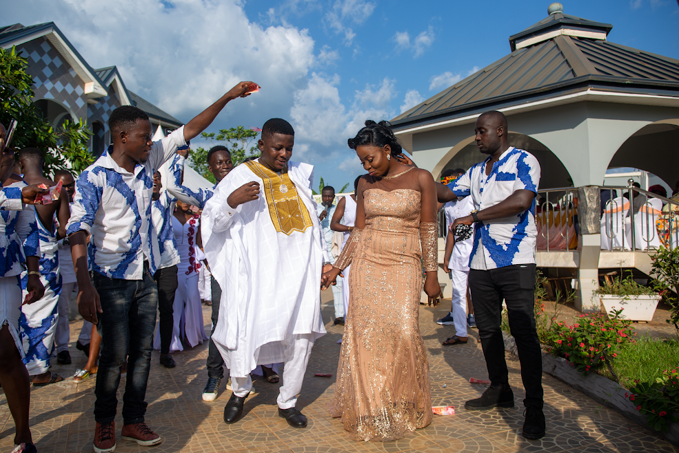 Pulse Ghana's Entertainment editor ,David Mawuli ties the knot in a beautiful ceremony