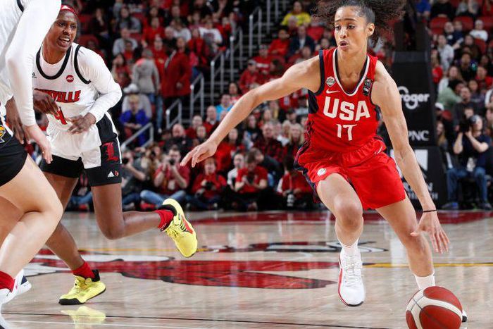 'I Played A Season Of The WNBA Secretly Pregnant'