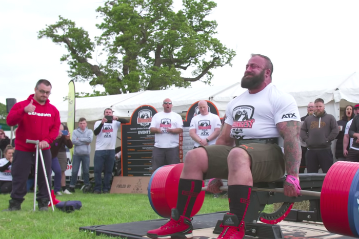 Watch This Guy Pull the Heaviest Seated Deadlift