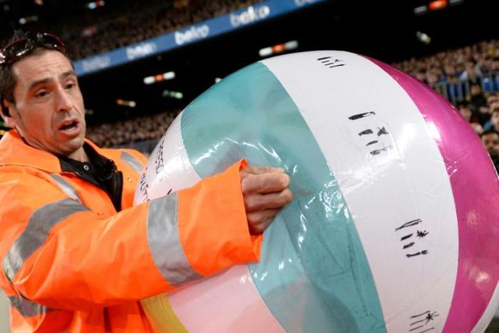 Fans threw various beach balls on to the Camp Nou pitch in Wednesday's Clasico