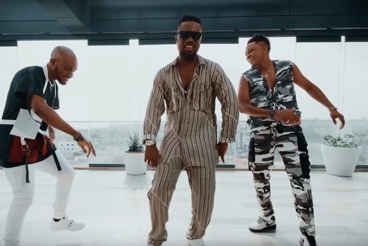 Mr Drew, Krymi hook up with Sarkodie for "Dw3"