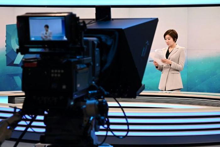 South Korean news anchor Lee So-jeong says she feels the pressure of being a trailblazer in a heavily male-dominated society