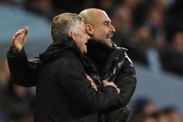 A City United: Manchester United and Manchester City have come together to help local foodbanks