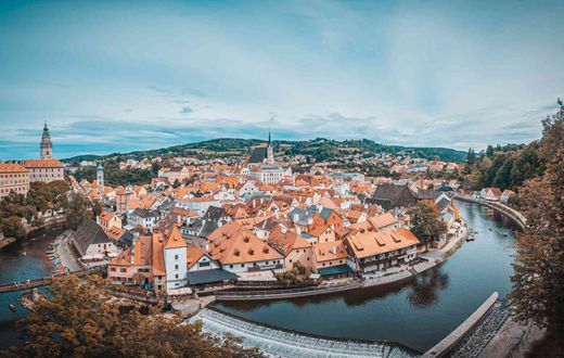 17 most beautiful towns and villages around the world | Cesky Krumlov by Vlad Kiselov