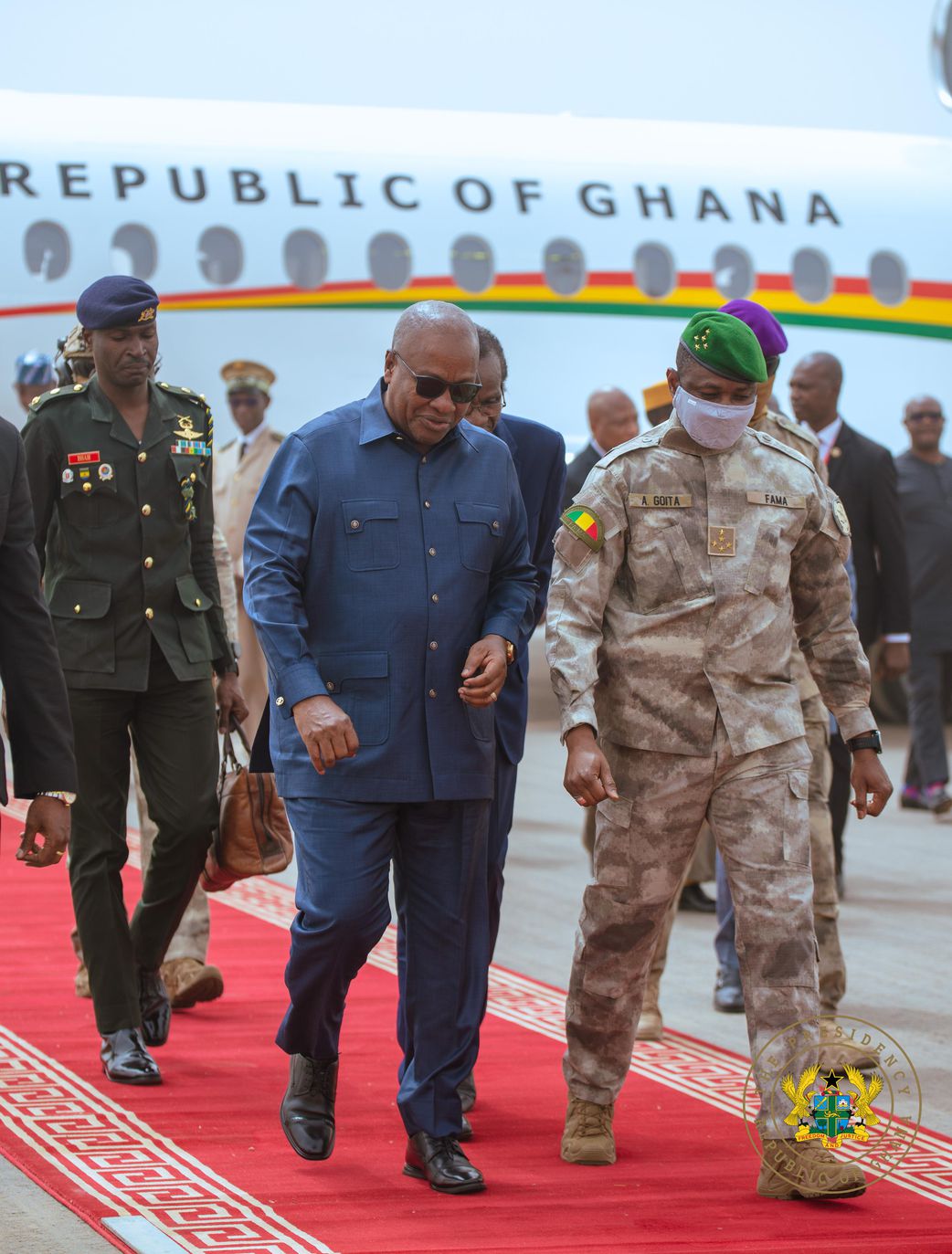 Mahama meets Capt. Ibrahim Traoré, pledges to rebuild ECOWAS-Sahel Alliance ties