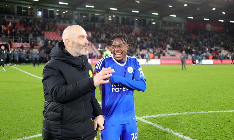 Bring him to the bridge – Fans react as Fatawu Issahaku links up with Chelsea boss