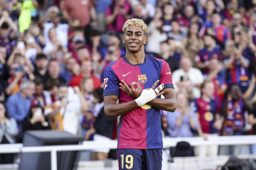 Barcelona star Lamine Yamal picks 6 Real Madrid players in his dream team