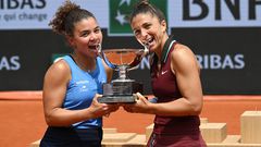 Jasmine Paolini and Serra Errani
