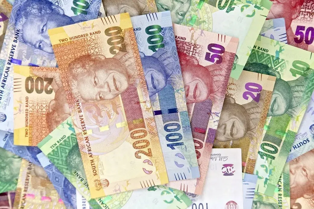 Top 15 strongest currencies in Africa in 2025