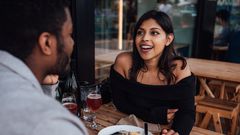 4 signs a woman is desperate in the talking stage