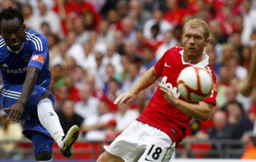 Michael Essien names Scholes and Gerrard as his toughest opponents