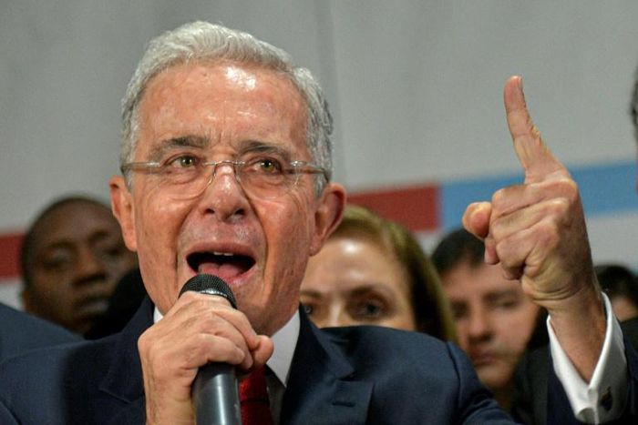 Former Colombian president Alvaro Uribe will be investigated in connection with illegal spying on journalists and politicians, the Supreme Court said