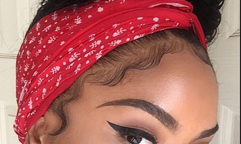 Ladies: Here’s how to lay your edges (baby hair)