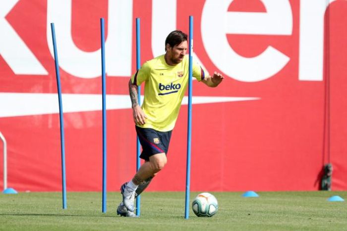 Lionel Messi recommenced training at Barcelona's Joan Gamper facility on Friday as La Liga eyes a June return to action