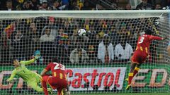 Gyan misses the penalty that could have made Ghana the first African team to reach the semi final of the FIFA World Cup tournament