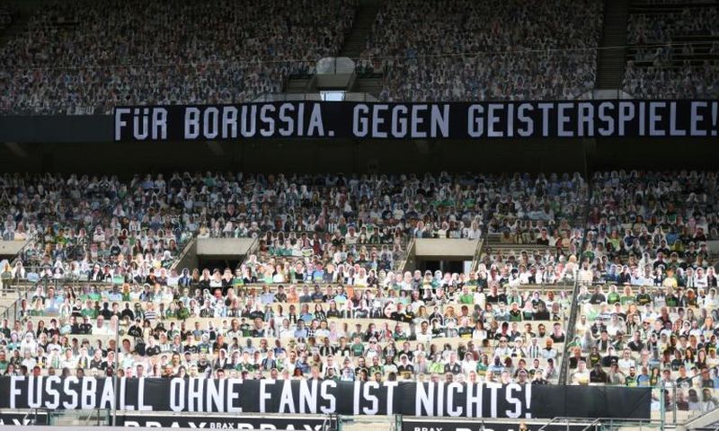 Gladbach fans pledge their support for the team but voice their disdain for games behind closed doors