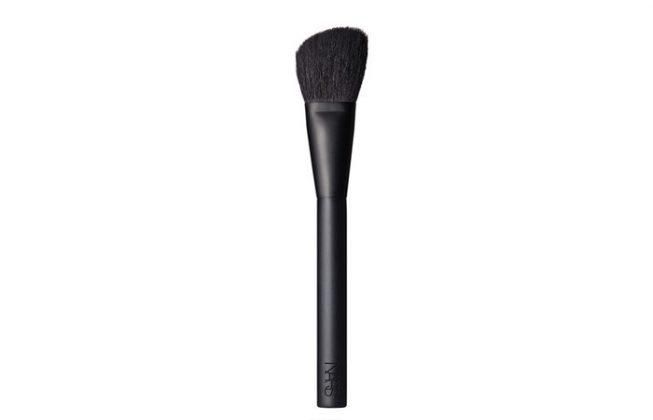 Contour brush