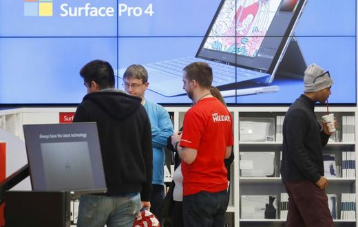 Microsoft is closing all its retail stores and moving sales online, keeping only four locations that will become "experience centers"