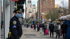New Role for New York Police: Breaking Up Crowds at Trader Joe's