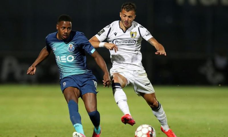 Porto will lose top spot on Thursday if Benfica beat Tondela