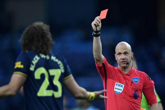 David Luiz has signed a new one-year contract with Arsenal