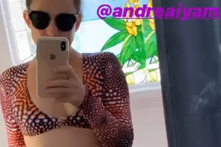 Kate Hudson Shows Off Toned Abs, New Bikini