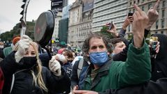 Small business owners affected by Argentina's 10-week coronavirus lockdown protest in central Buenos Aires as talks on renegotiating the country's massive debt burden continue with international creditors