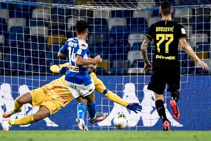 Dries Mertens slots home his 122nd Napoli goal to become the club's all-time top goalscorer