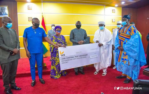 Muslim community donates 130,000 cedis to COVID-19 National Trust Fund
