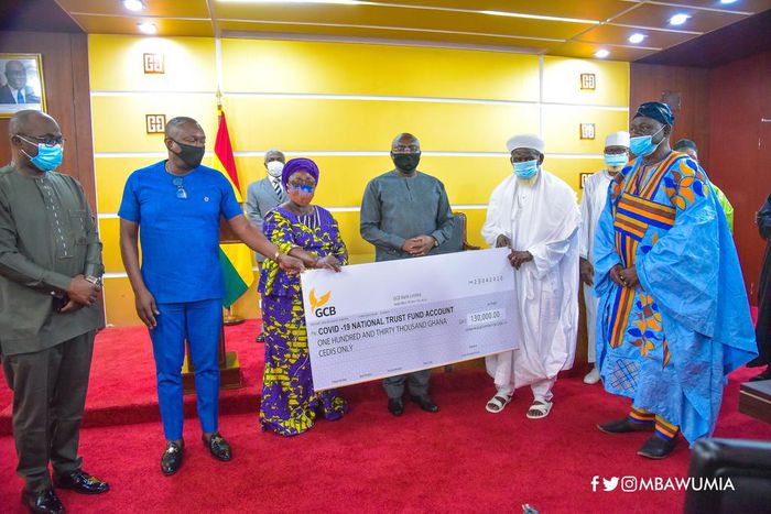 Muslim community donates 130,000 cedis to COVID-19 National Trust Fund