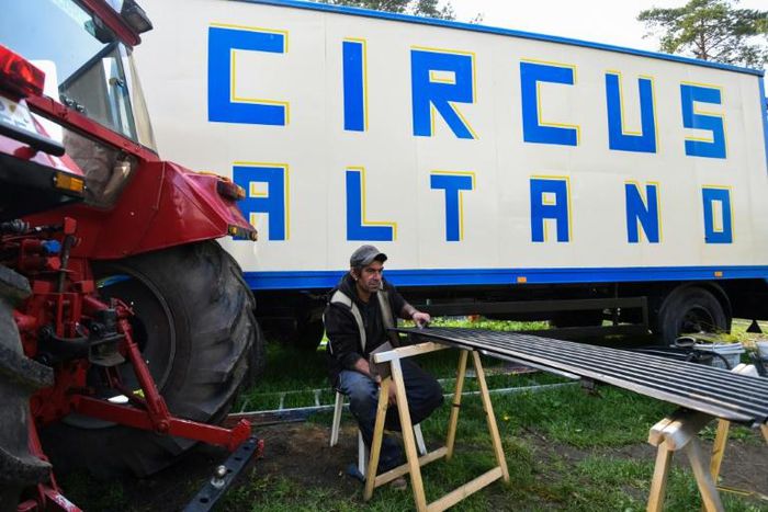 Circus Altano performers are catching up on repair work while unable to stage performances amid the new coronavirus pandemic