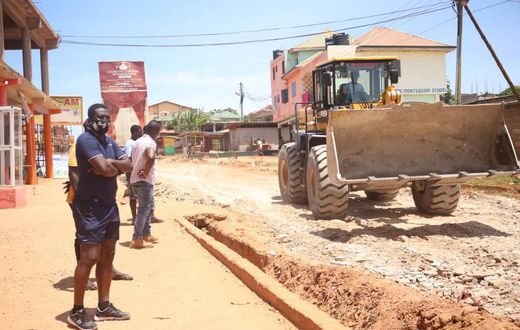 Asamoah Gyan  develops deplorable roads at Weija