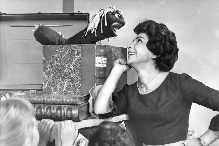 Beryl Bernay, Children's TV Host with a Varied Career, Dies at 94