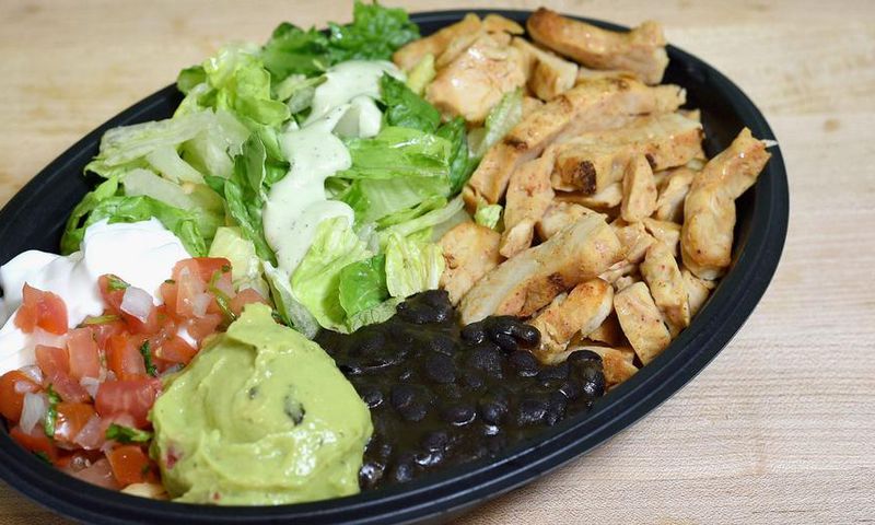 This Guy Reviewed Taco Bell's Keto-Friendly Menu