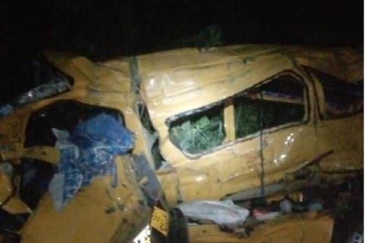 Gory accident on Accra-Kumasi highway claims 8 lives