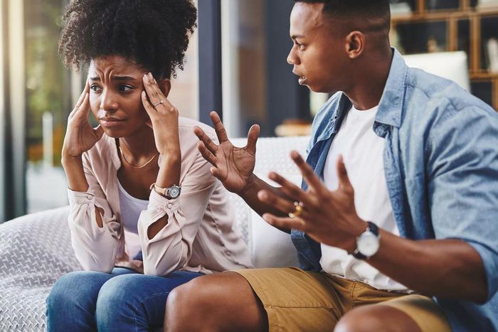 4 signs that show you are expecting too much from your partner