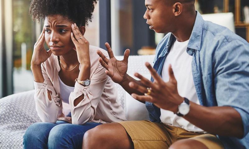 4 signs that show you are expecting too much from your partner