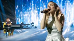 Is Rachel McAdams Really Singing in 'Eurovision'?
