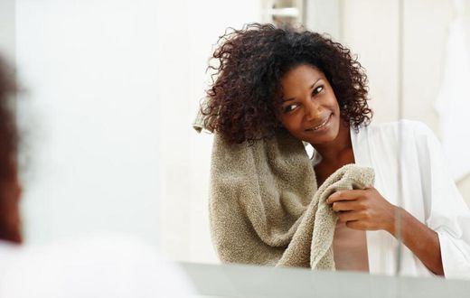 5 simple home remedies for treating dandruff