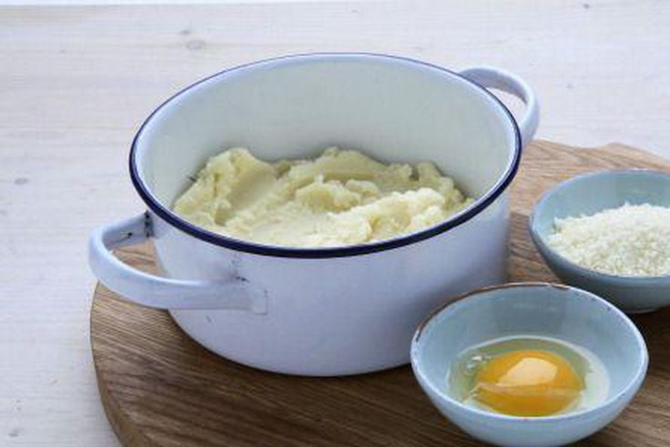 Dr. Pimple Popper Popped a 'Mashed Potato' Cyst