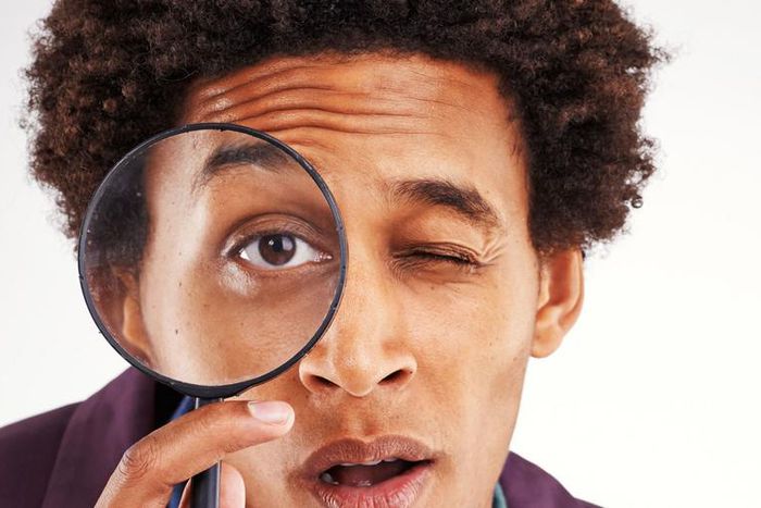 Dr. Pimple Popper Pops a Massive 'Eyeball' Cyst