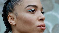 Meet Zsela, a Singer Perfecting the Art of Taking It Slowly