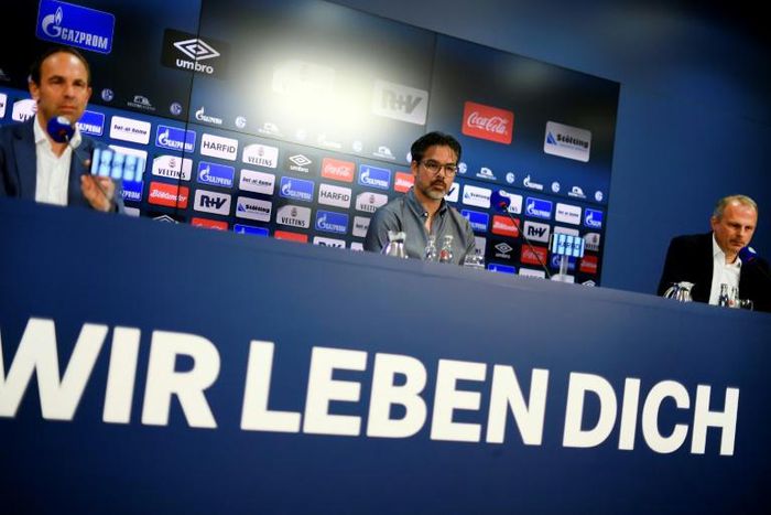 (From left) Schalke board member Alexander Jobst, head coach David Wagner and sports director Jochen Schneider in Wednesday's press conference.