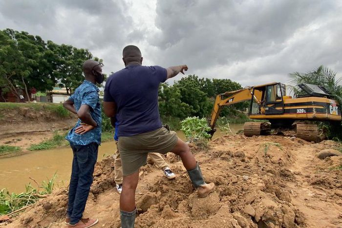 “Ayawaso West Assembly has ordered me to stop dredging gutters” – John Dumelo