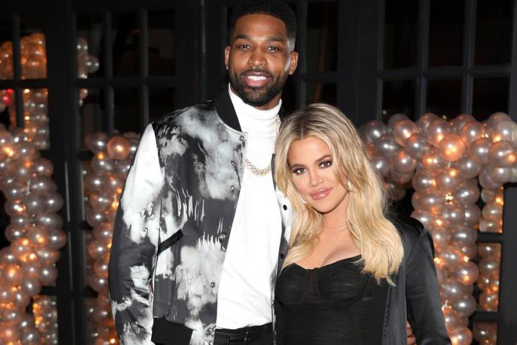 Body Language Experts Analyze Khloé Kardashian