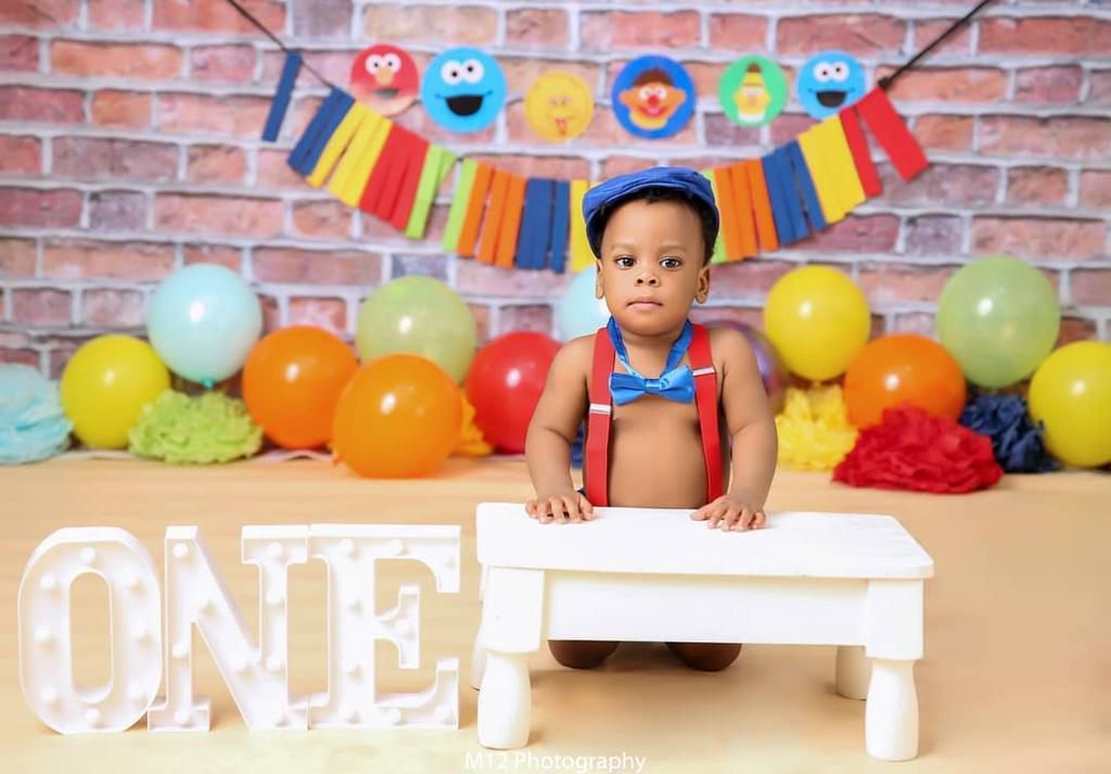 Photos of this woman and her adorable sextuplets ignites admiration galore