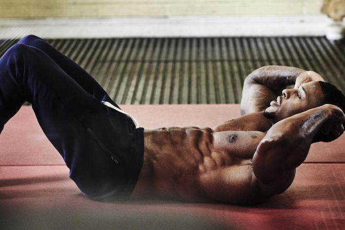 The Difference Between Situps and Crunches