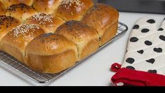 Bread rolls